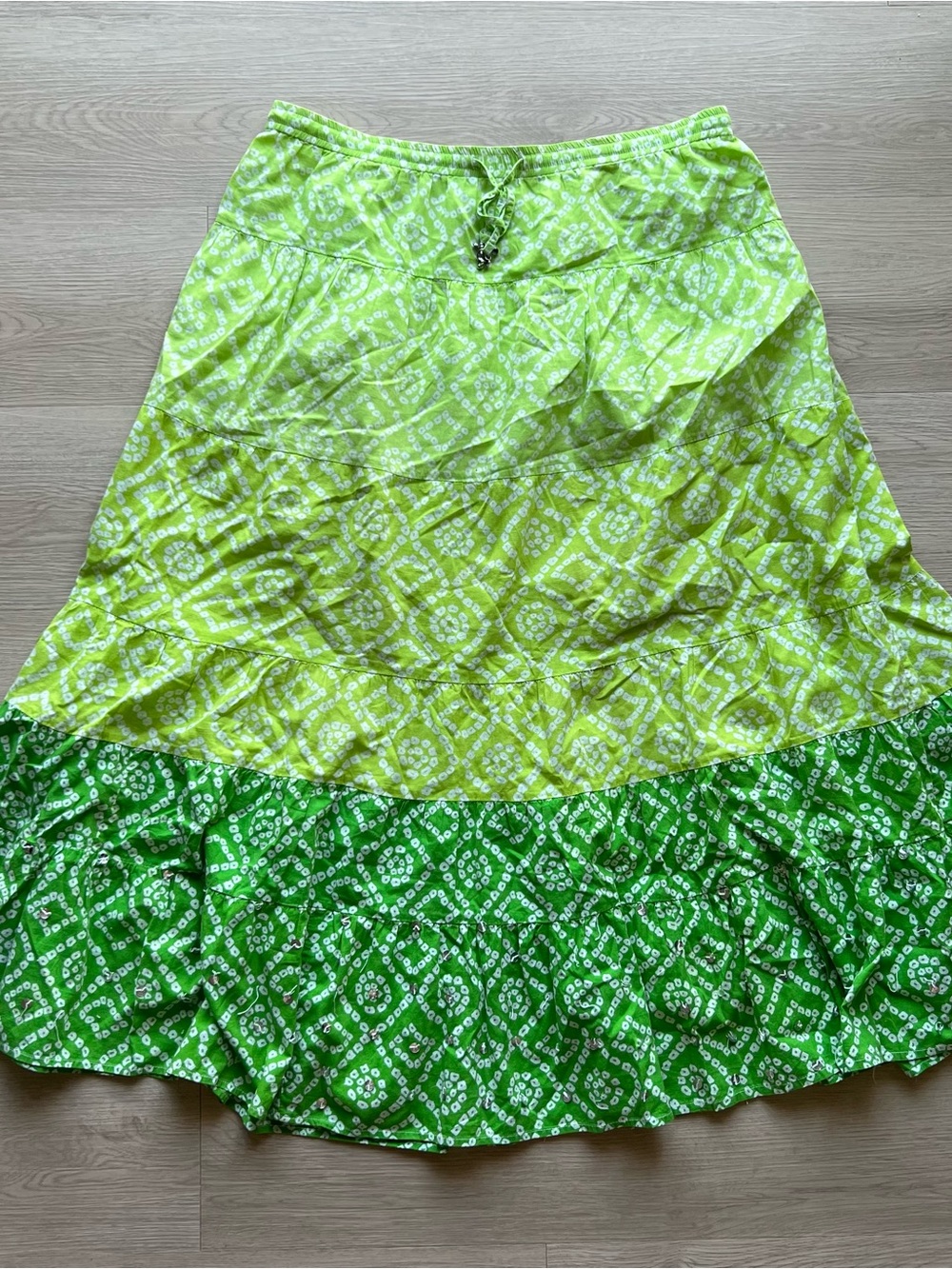 Liz Claiborne Two-Tone Green Patterned Tiered Skirt